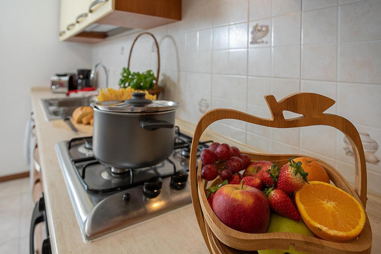 Apartment L'Archetto And Villetta Gruber - Regarda Travel Lazise Luaran gambar